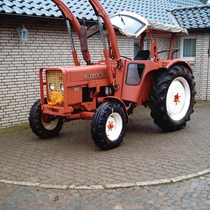 423