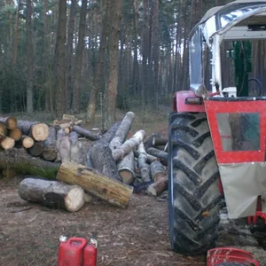 IHC 624 beim Holzspalten