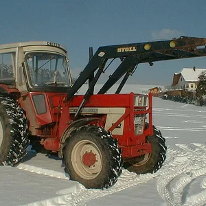 624+946