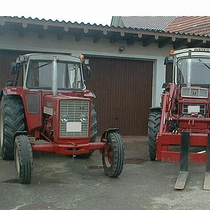 624+946
