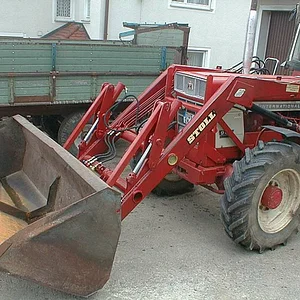 624+946