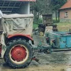 624+946