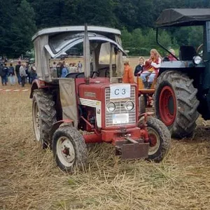 IHC 323