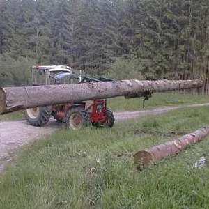 624+946