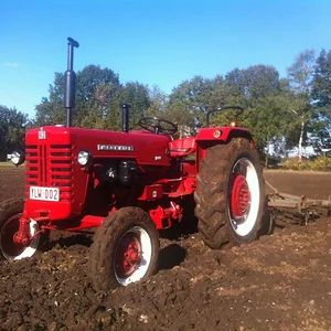 IHC D-436 mit Federzinkeggen