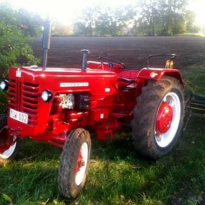 IHC D-436 mit Federzinkeggen