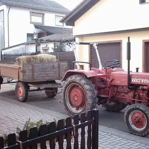 324