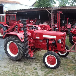 Einige von 225 IHC Schlepper