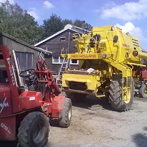 NH Clayson 1530 Bj 72