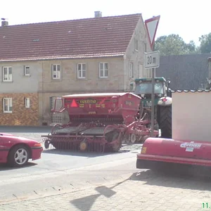 John Deere 8220