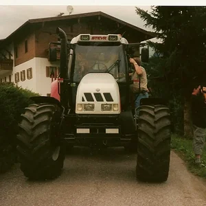 MH633