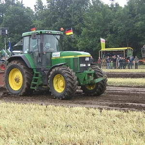 Trecker Treck in Behringen