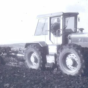 Schlüter auf dem Acker