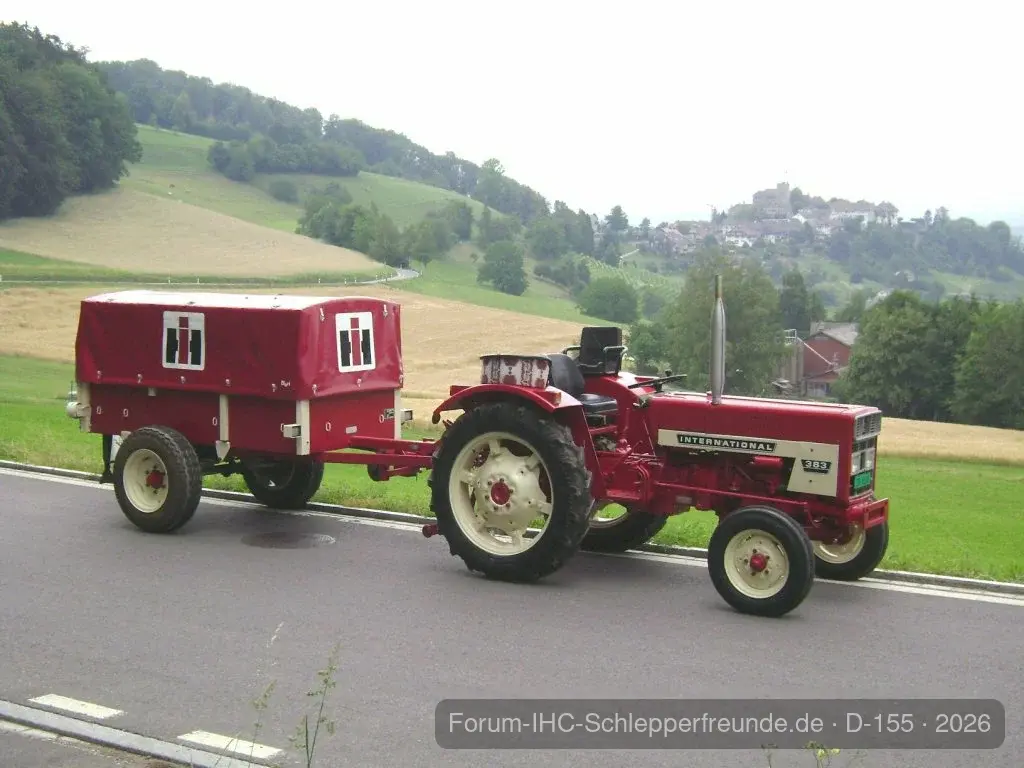 383 mit IH-Hänger
