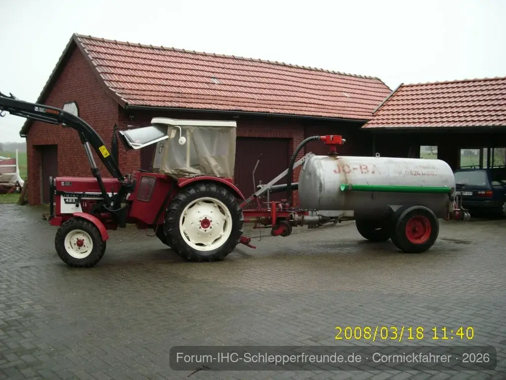 423 und JO-Ba 3cbm Fass