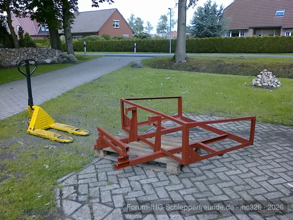 533