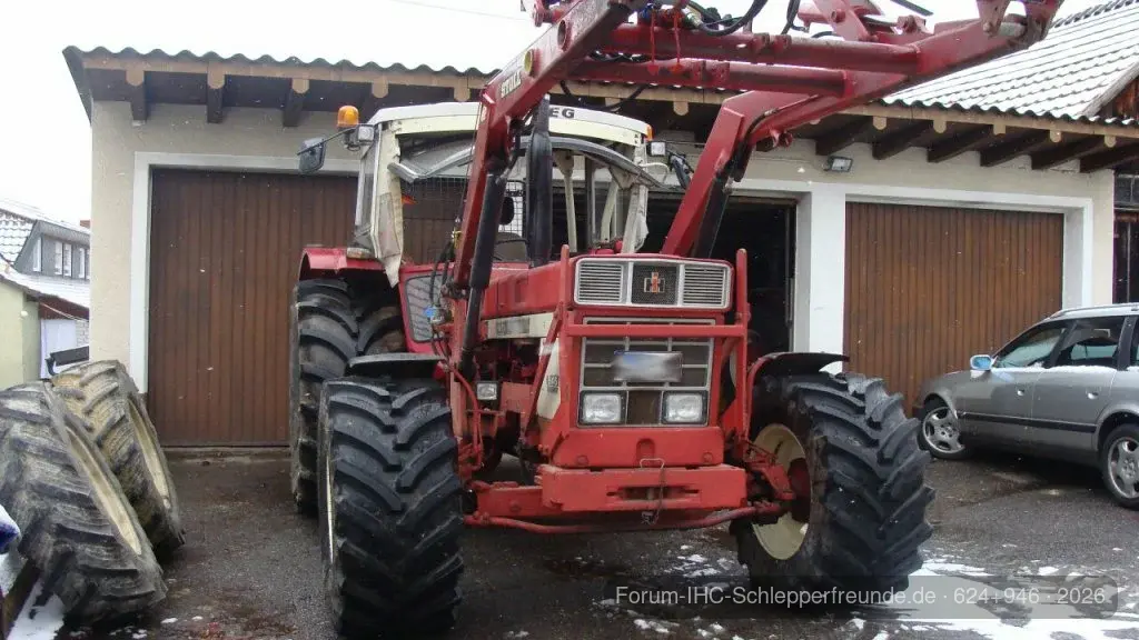 624+946