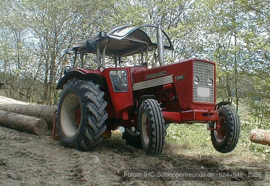 624+946