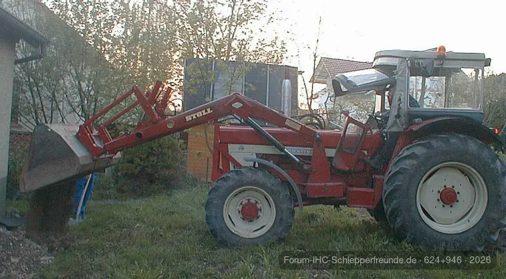 624+946