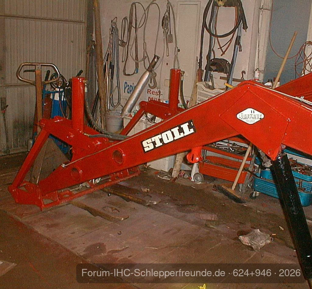 624+946