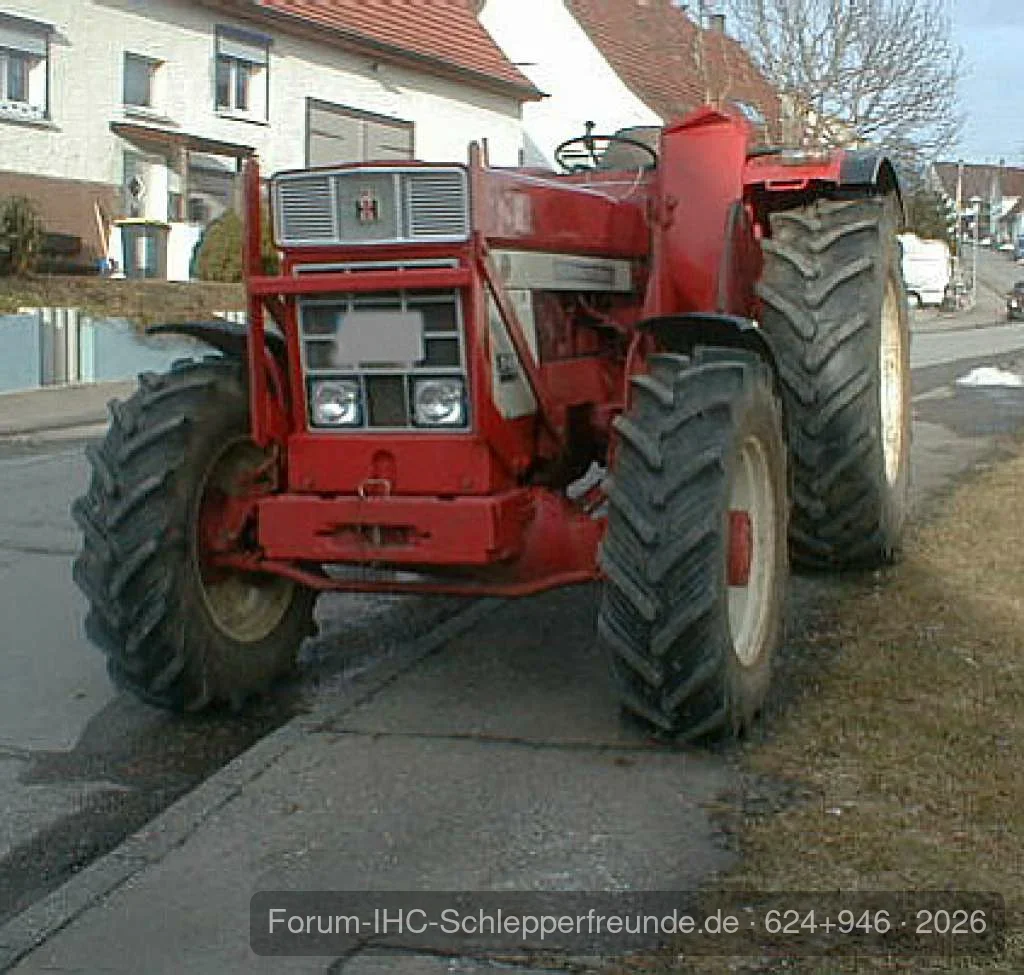 624+946