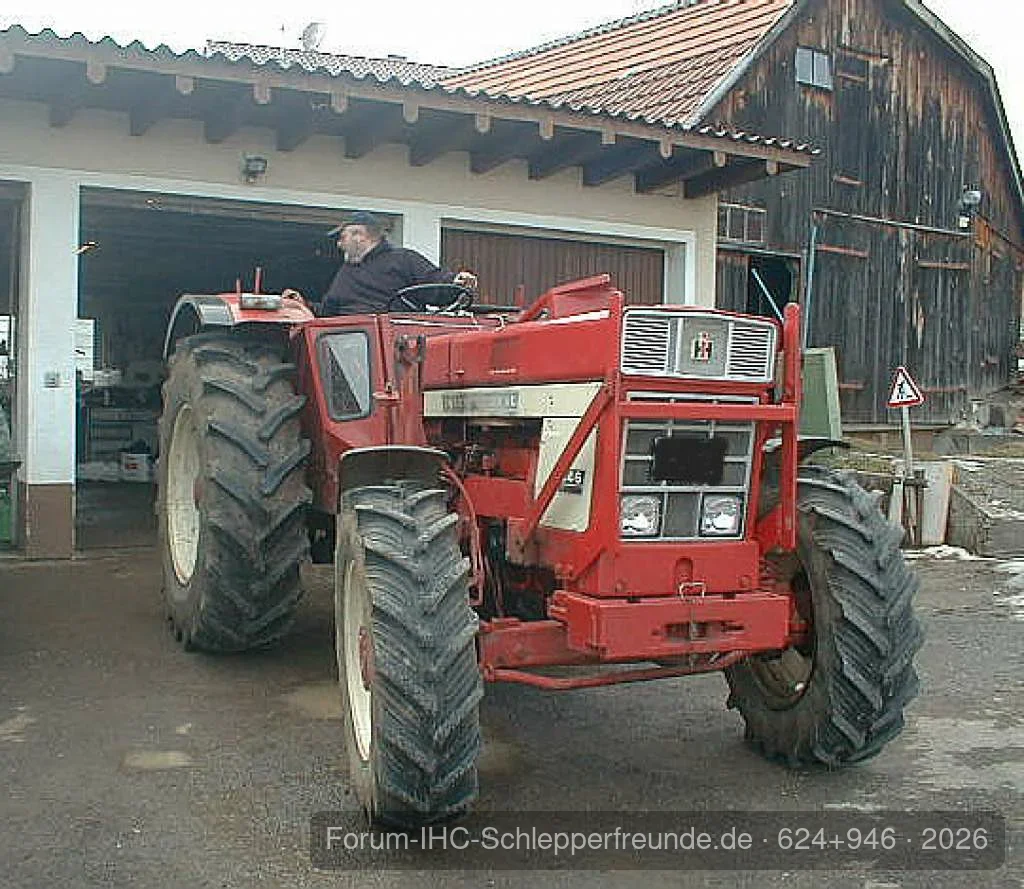 624+946