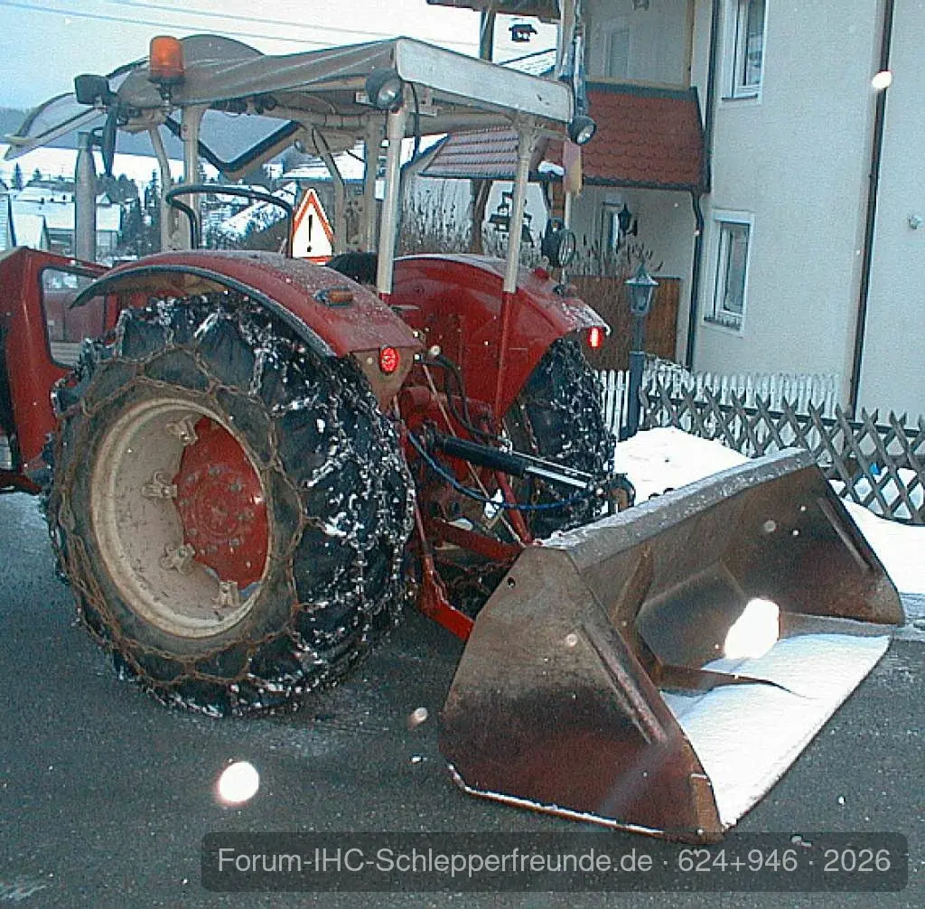 624+946