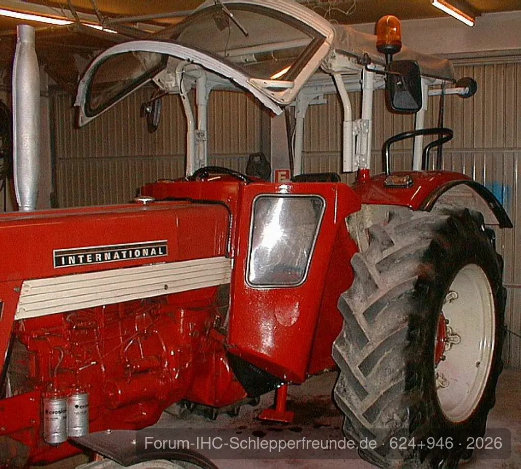 624+946