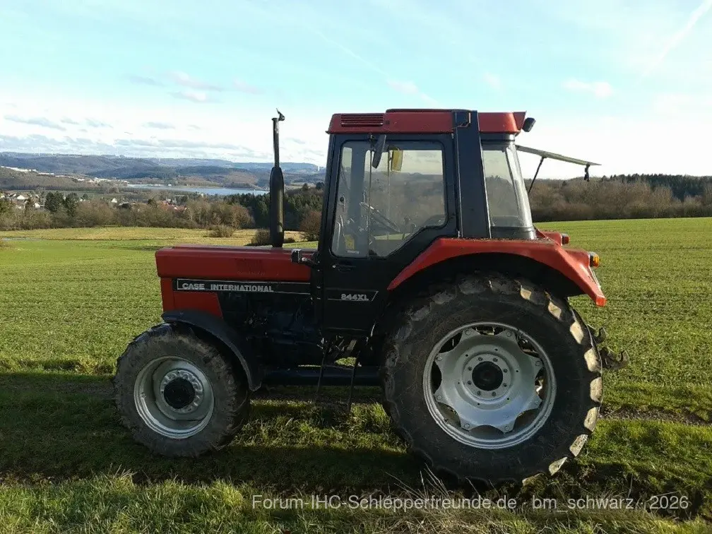 844 XL