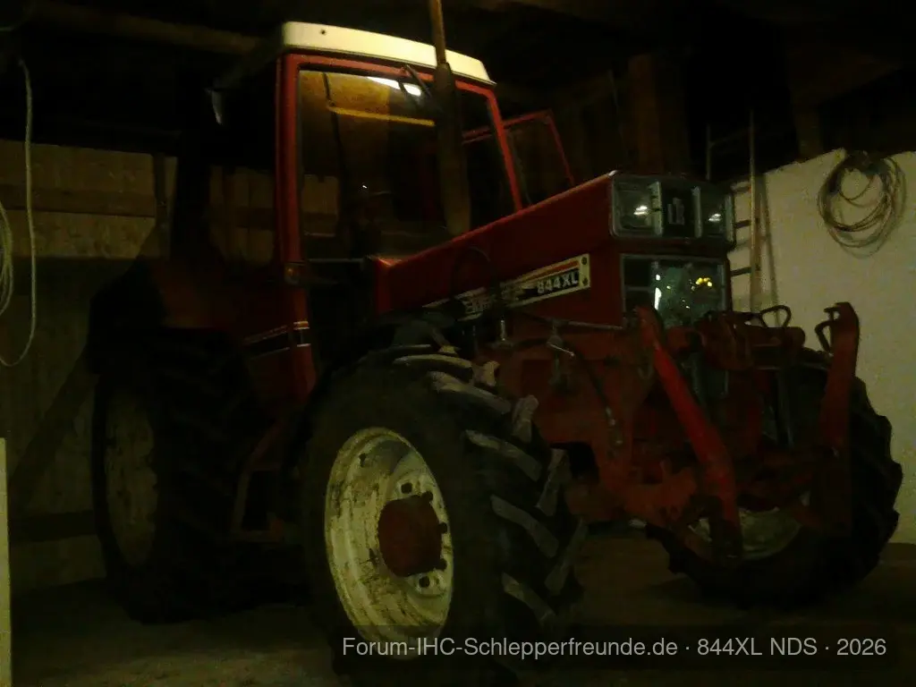 844 XL