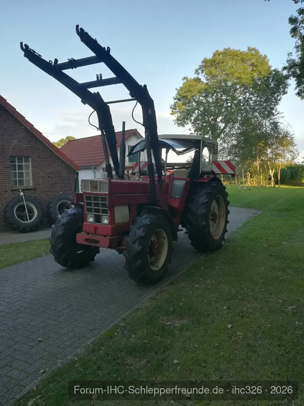 946