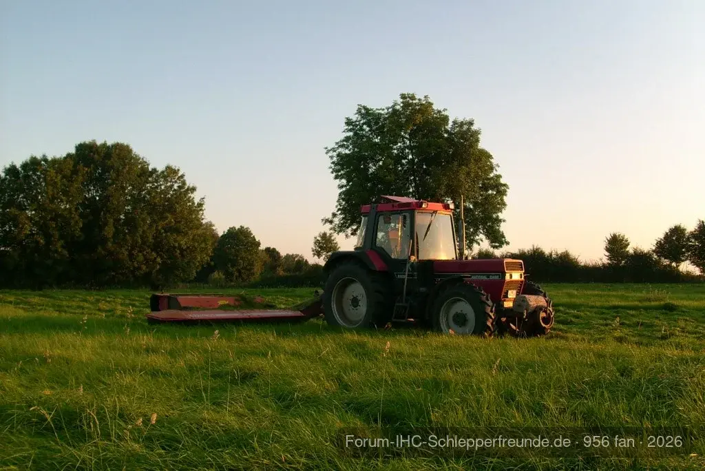 956 XL