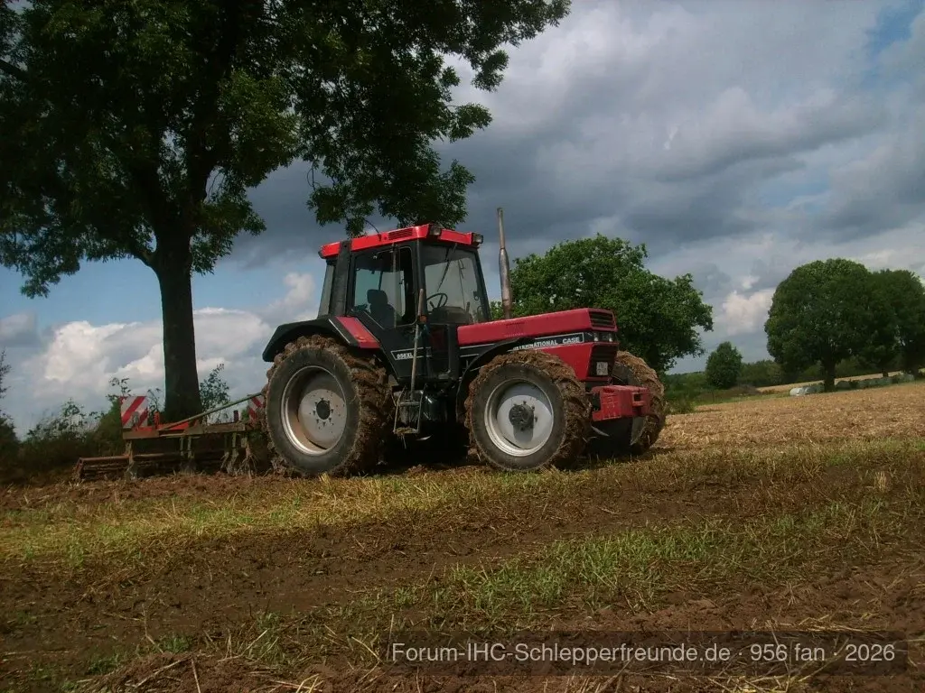956 XL