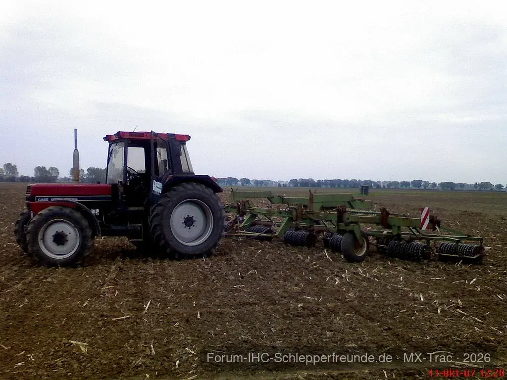 956 XL