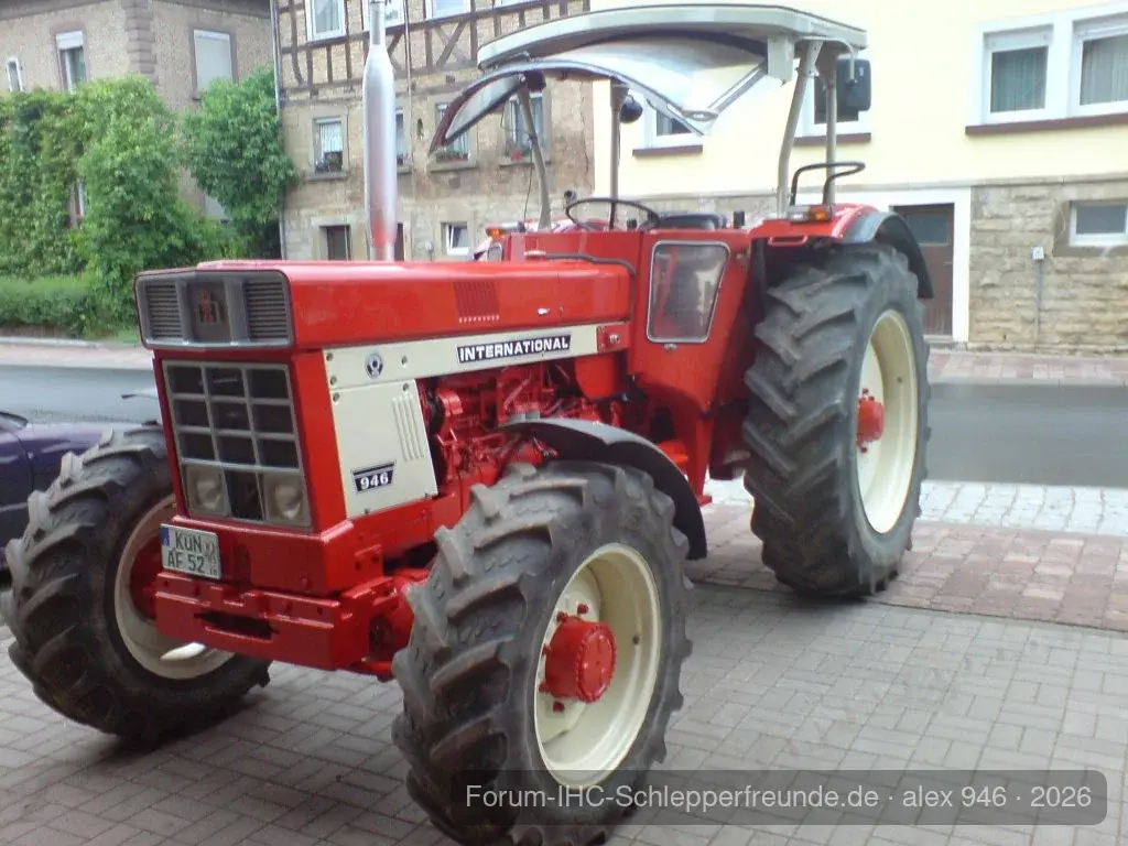 Alex 946