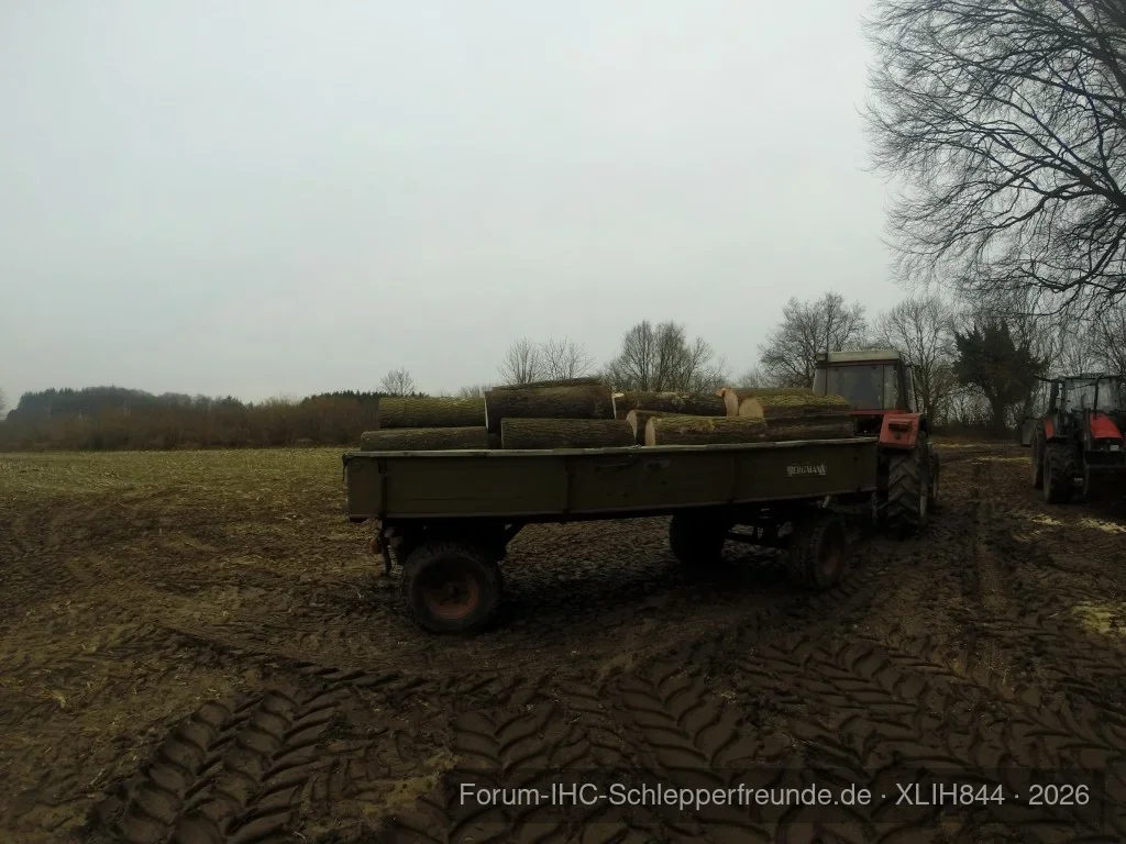 Brennholz Fahren mit 844.