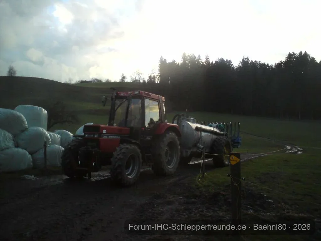 Case 856XL mit Druckfass
