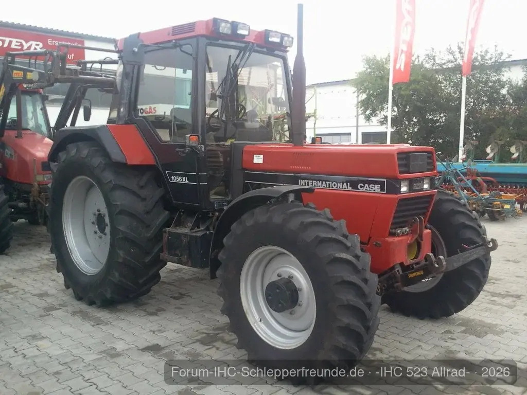 Case IH 1056 XL