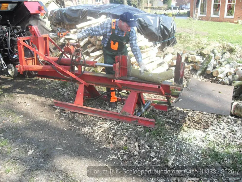 Case-IH833