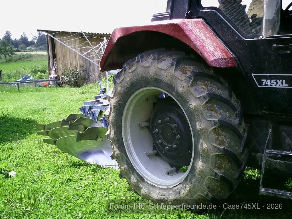 Case745XL