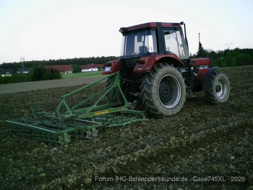 Case745XL