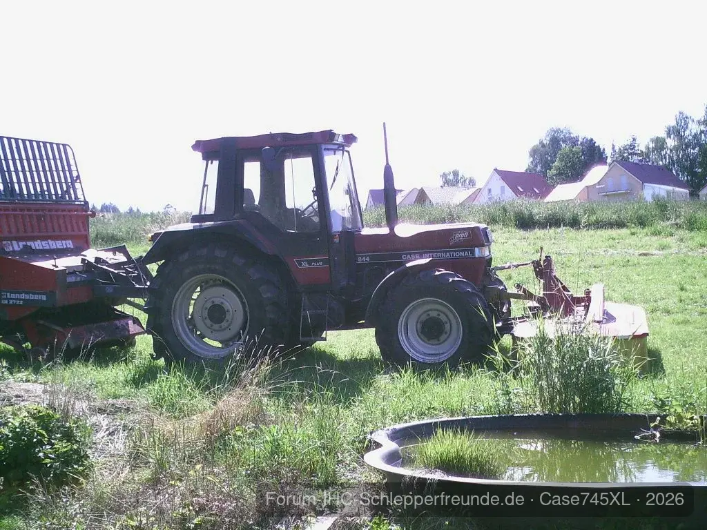 Case745XL
