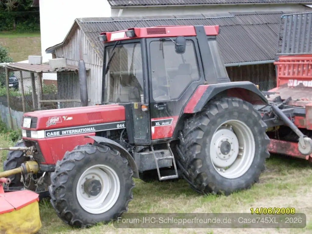 Case745XL