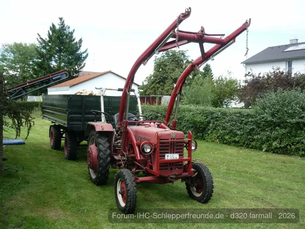 D 320 Farmall