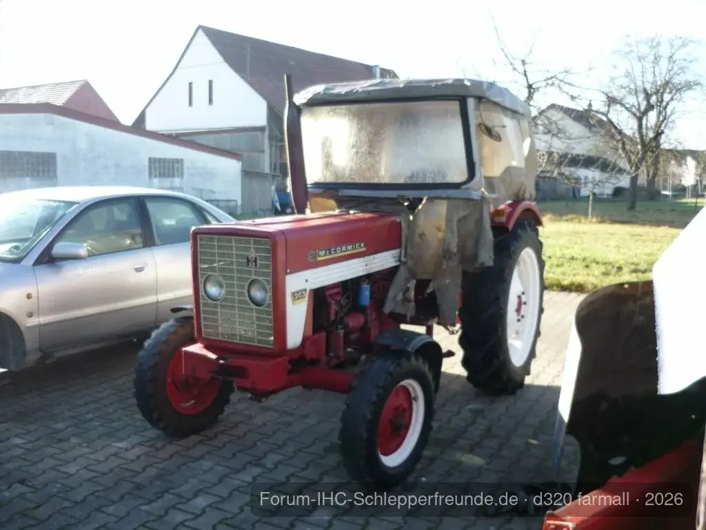 D 320 Farmall