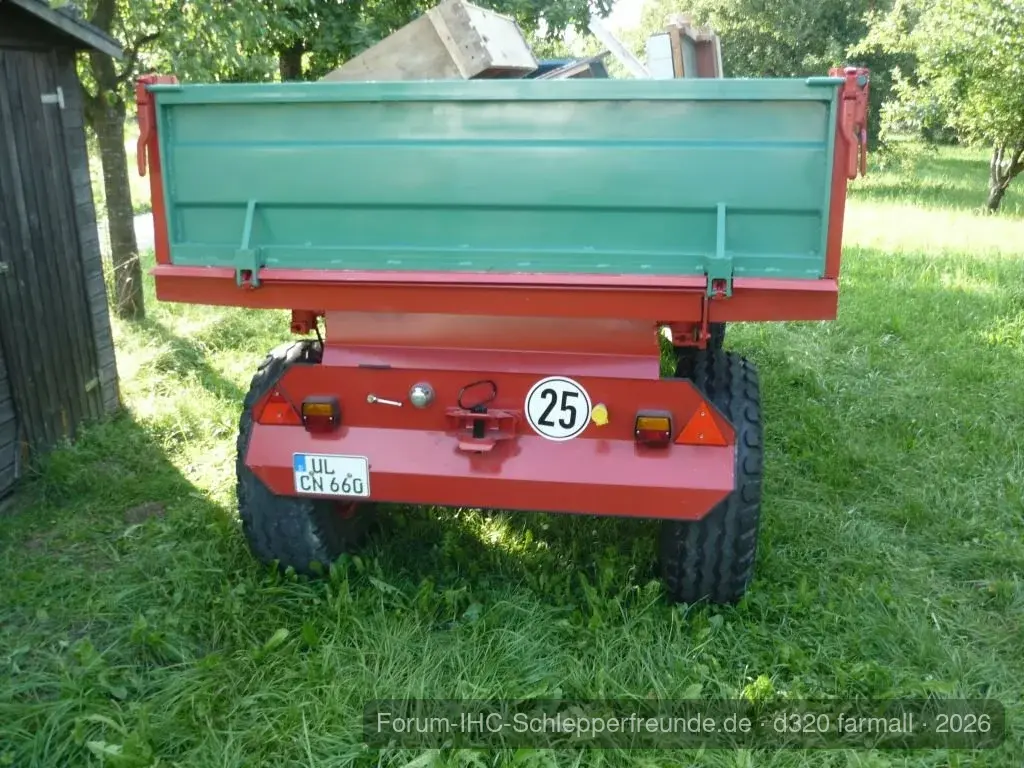 D 320 Farmall