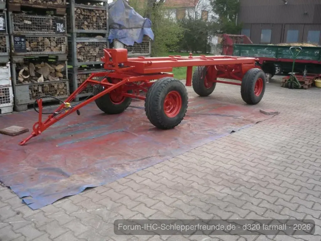 D 320 Farmall