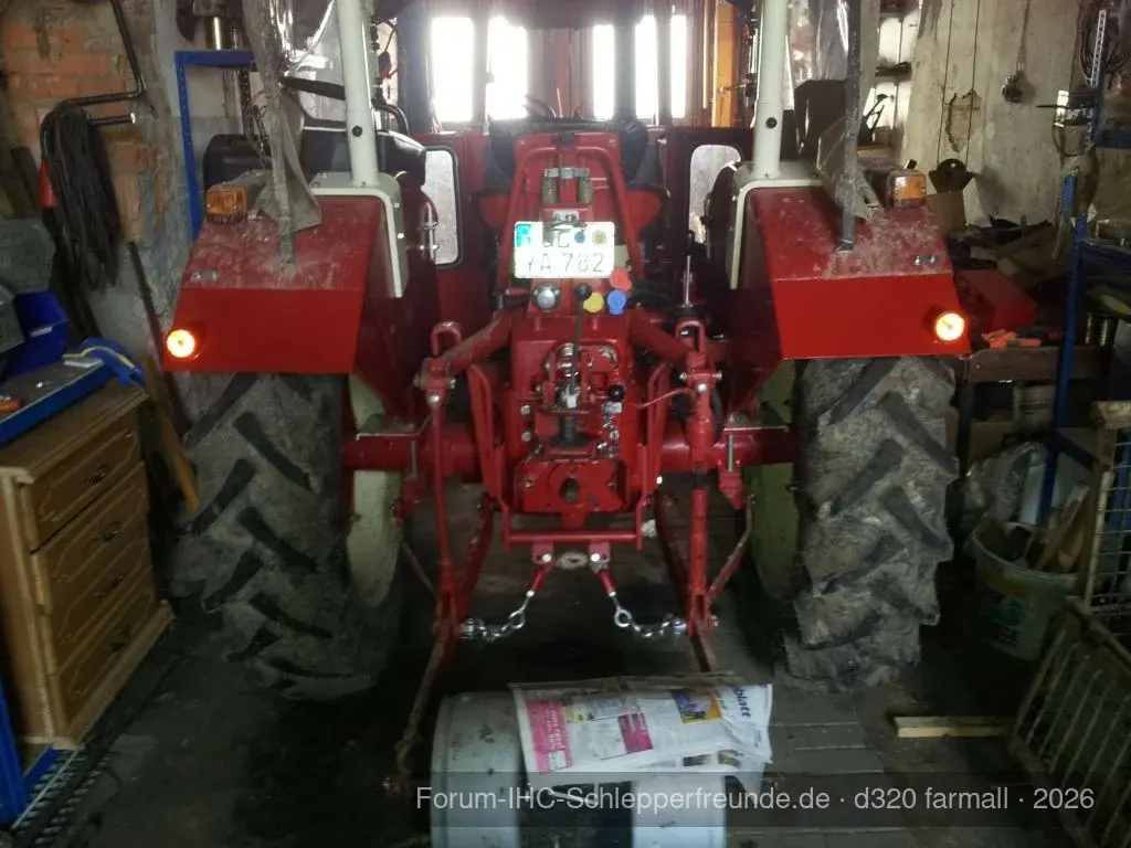 D 320