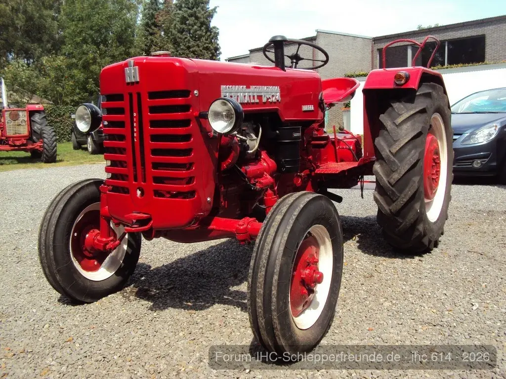 D-324 Farmall