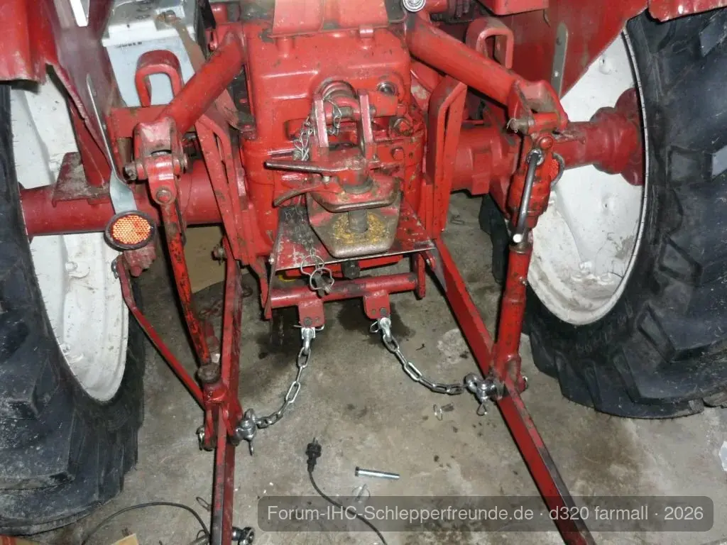 D320Farmall